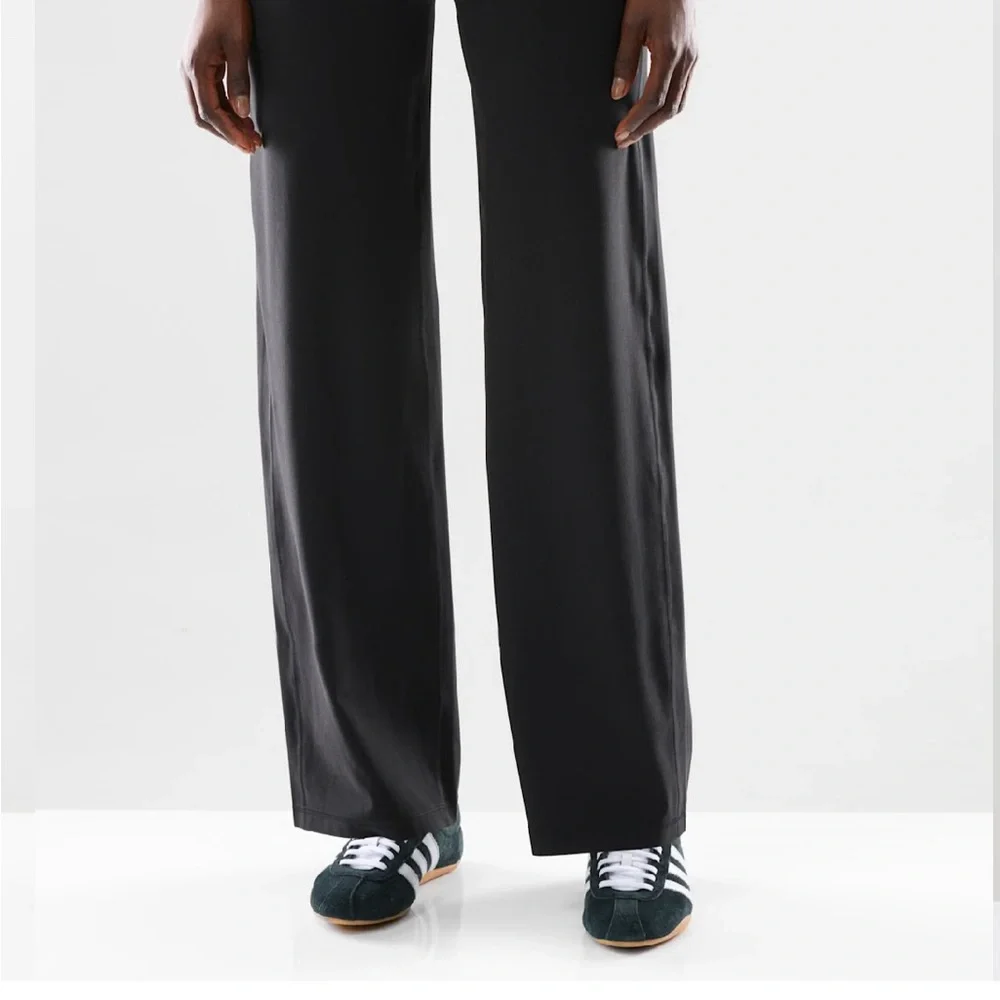 Aritzia Golden Butter Asana Pants Leggings - Picture 3 of 4